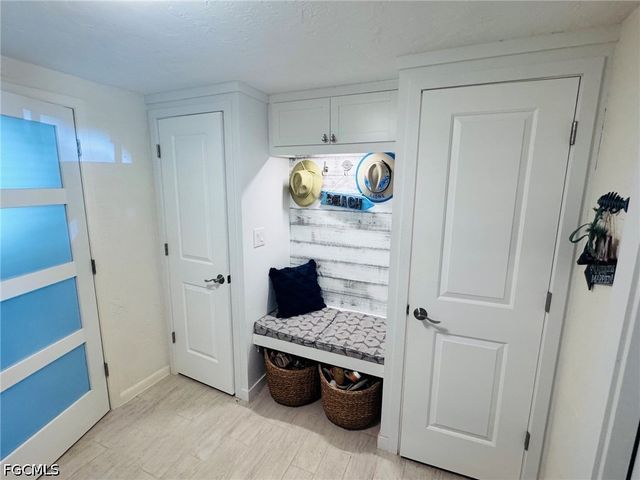 5598 Boynton LN, Fort Myers, FL 33919