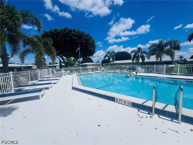 5598 Boynton LN, Fort Myers, FL 33919