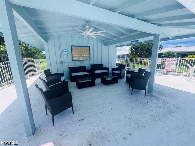 5598 Boynton LN, Fort Myers, FL 33919