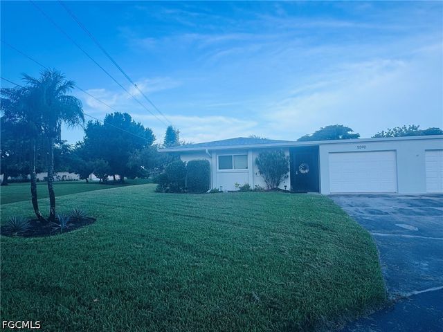 5598 Boynton LN, Fort Myers, FL 33919