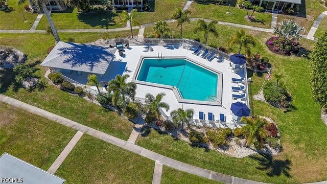 5598 Boynton LN, Fort Myers, FL 33919