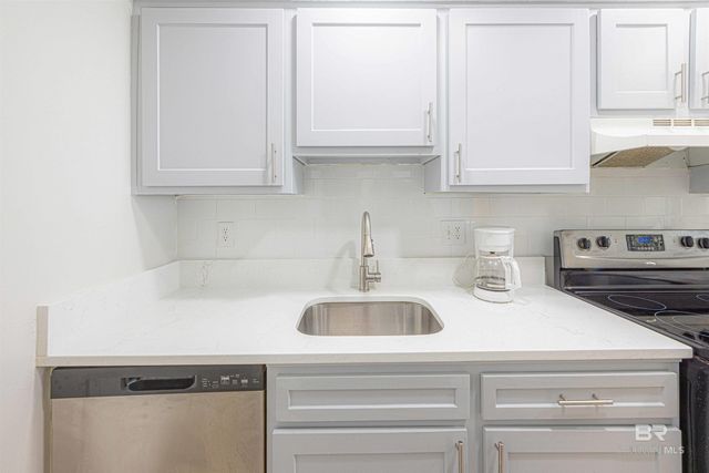 1001 W Beach Boulevard 83, Gulf Shores, AL 36542