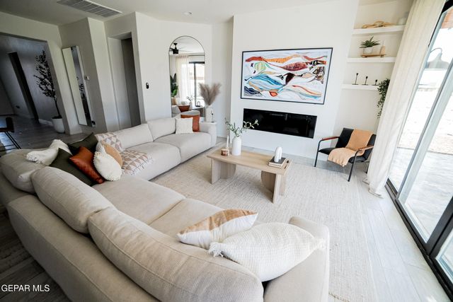 14848 Jack White Avenue, El Paso, TX 79938