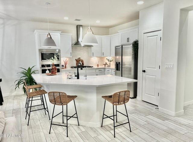 14848 Jack White Avenue, El Paso, TX 79938