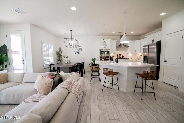 14848 Jack White Avenue, El Paso, TX 79938