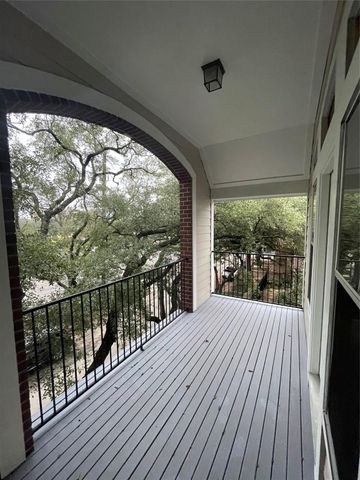 1040 La Rue Street, Houston, TX 77019