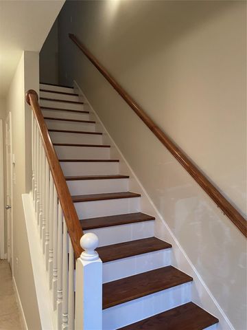 1040 La Rue Street, Houston, TX 77019