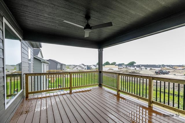 18027 Tanglewood Drive, Clive, IA 50325