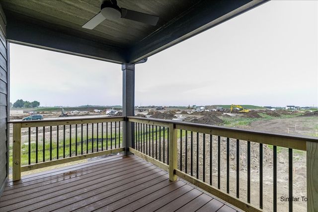 18027 Tanglewood Drive, Clive, IA 50325