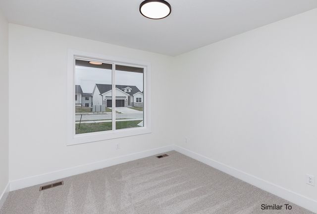 18027 Tanglewood Drive, Clive, IA 50325