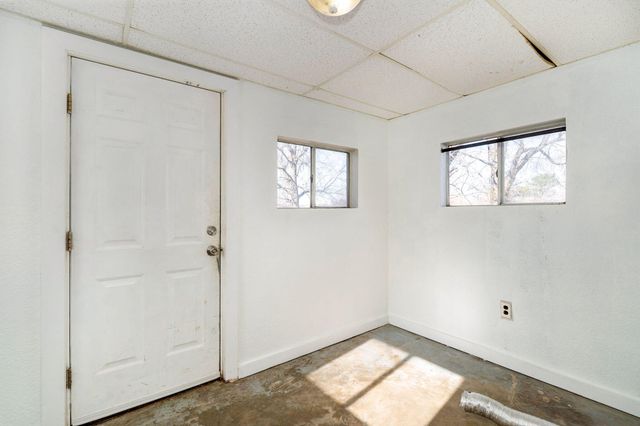 521 N Warren Avenue, Springfield, MO 65802