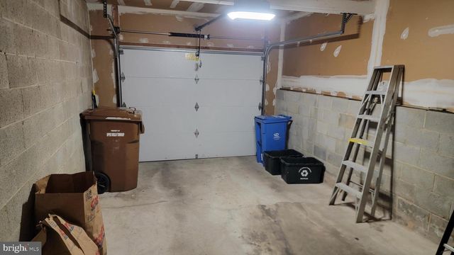 1901 MONROE LN, Ambler, PA 19002