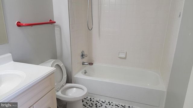 1901 MONROE LN, Ambler, PA 19002