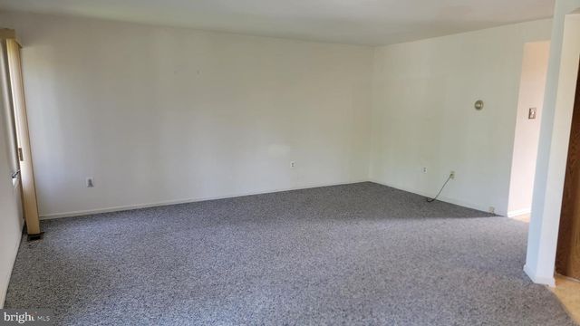 1901 MONROE LN, Ambler, PA 19002
