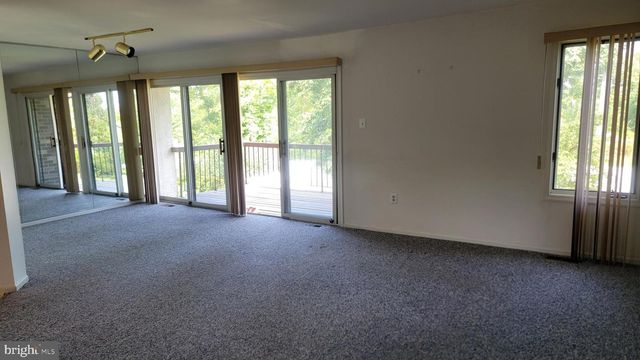 1901 MONROE LN, Ambler, PA 19002