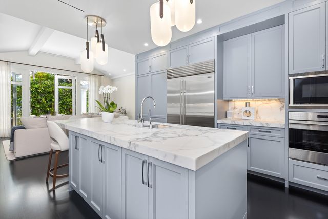 229 Ridgeview Drive, Palm Beach, FL 33480