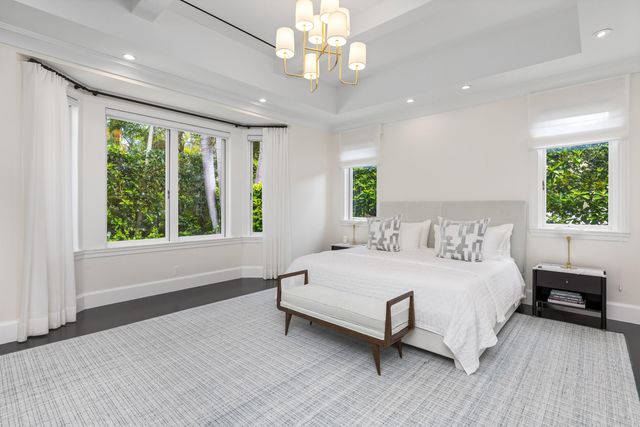 229 Ridgeview Drive, Palm Beach, FL 33480