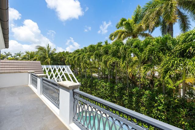 229 Ridgeview Drive, Palm Beach, FL 33480