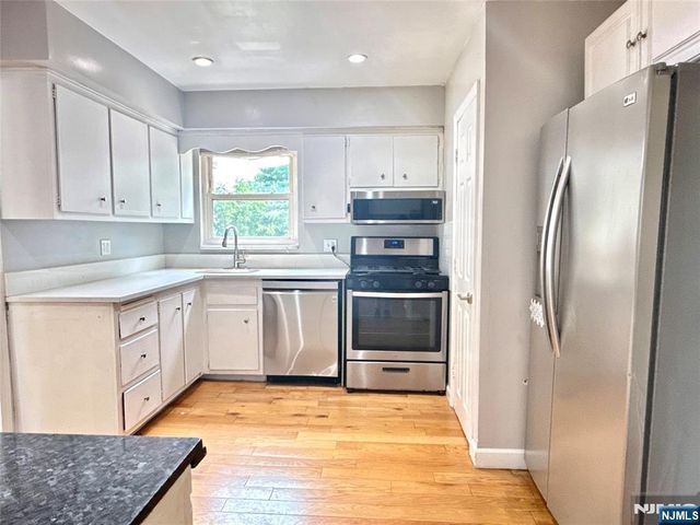 49 Maiden Lane 1, Little Ferry, NJ 07643