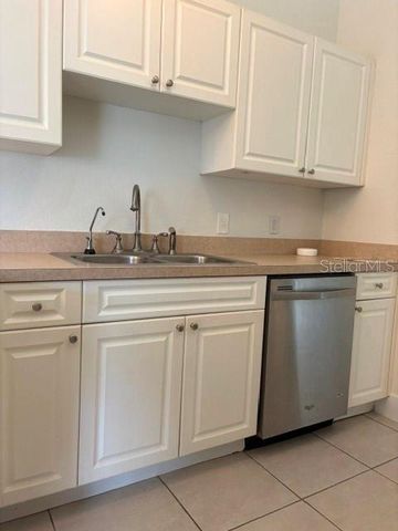 725 LAKESIDE DRIVE, Winter Springs, FL 32708