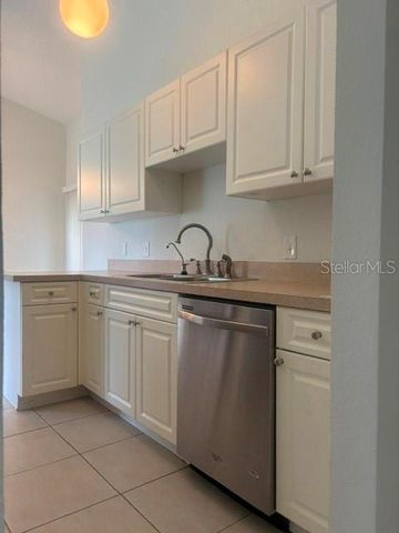 725 LAKESIDE DRIVE, Winter Springs, FL 32708