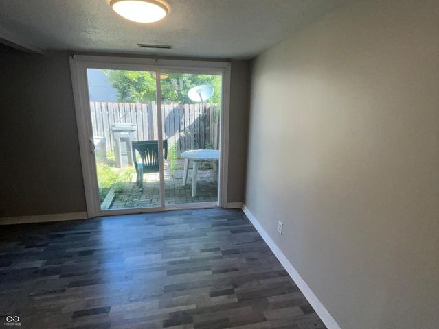 8363 Paso Del Norte Court, Indianapolis, IN 46227