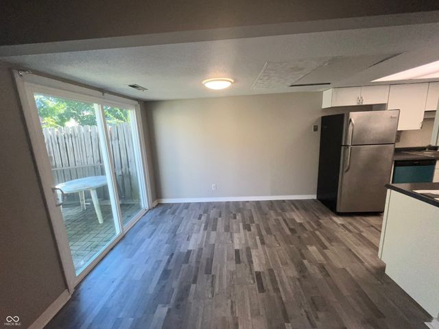 8363 Paso Del Norte Court, Indianapolis, IN 46227