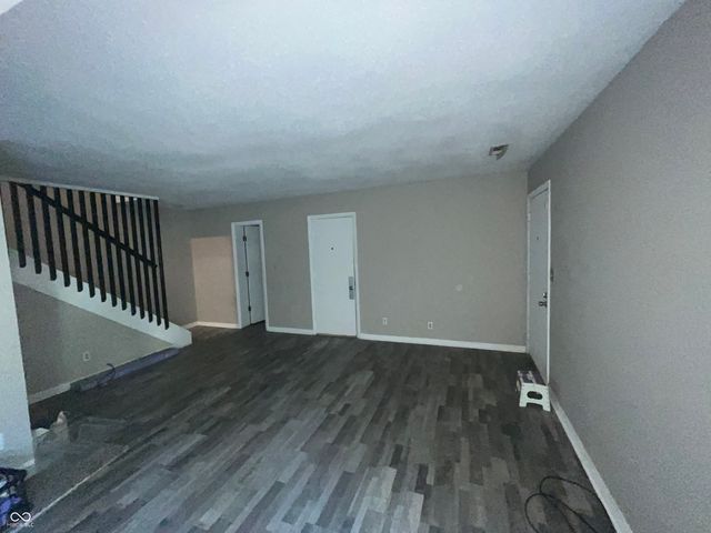 8363 Paso Del Norte Court, Indianapolis, IN 46227