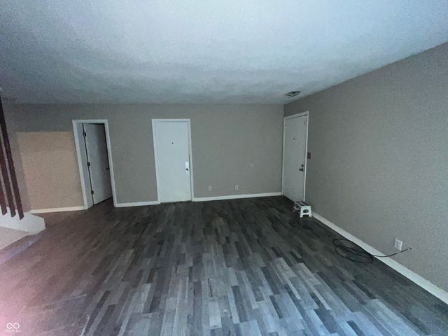 8363 Paso Del Norte Court, Indianapolis, IN 46227
