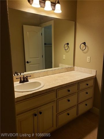 5306 Labelle Court, Fort Smith, AR 72903