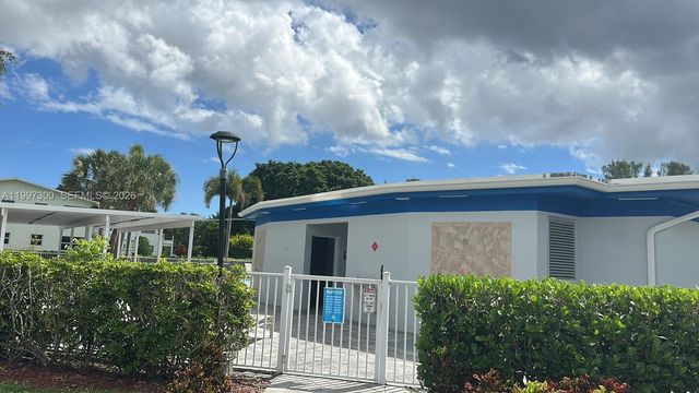 162 Westbury J 162 162, Deerfield Beach, FL 33442