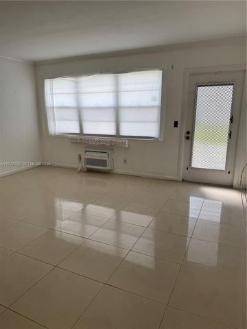 162 Westbury J 162 162, Deerfield Beach, FL 33442