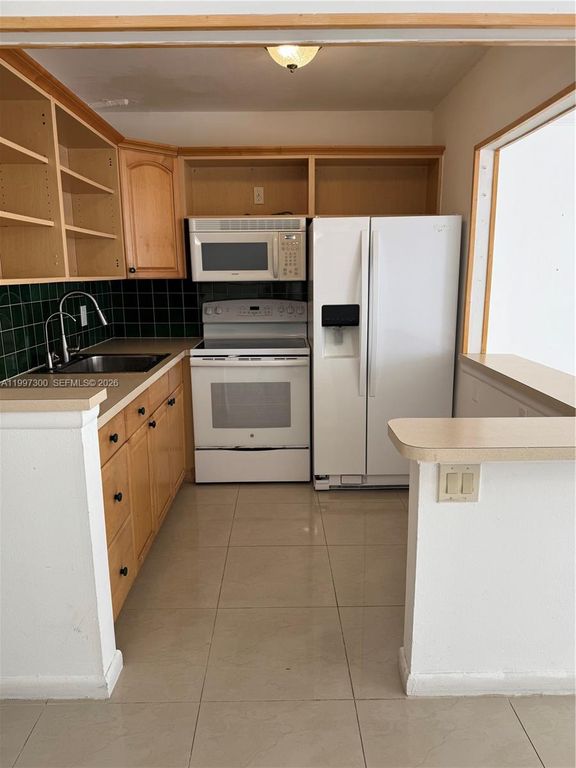 162 Westbury J 162 162, Deerfield Beach, FL 33442
