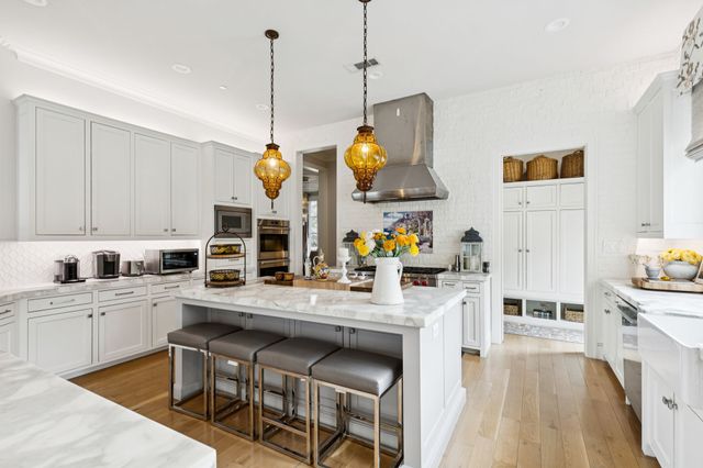 4519 Bobbitt Drive, Dallas, TX 75229