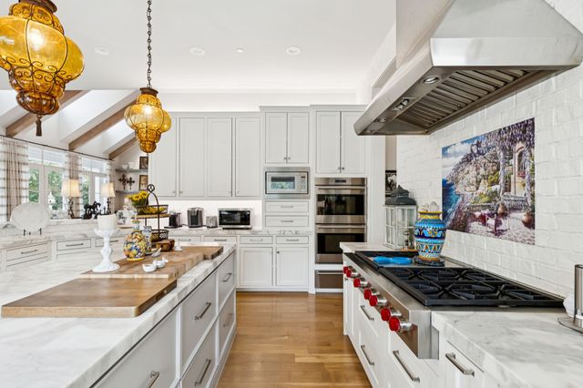 4519 Bobbitt Drive, Dallas, TX 75229