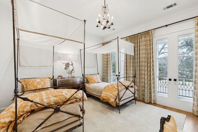 4519 Bobbitt Drive, Dallas, TX 75229