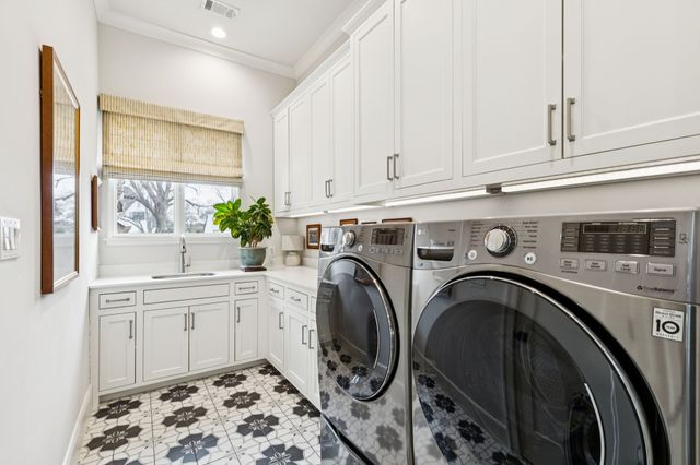 4519 Bobbitt Drive, Dallas, TX 75229