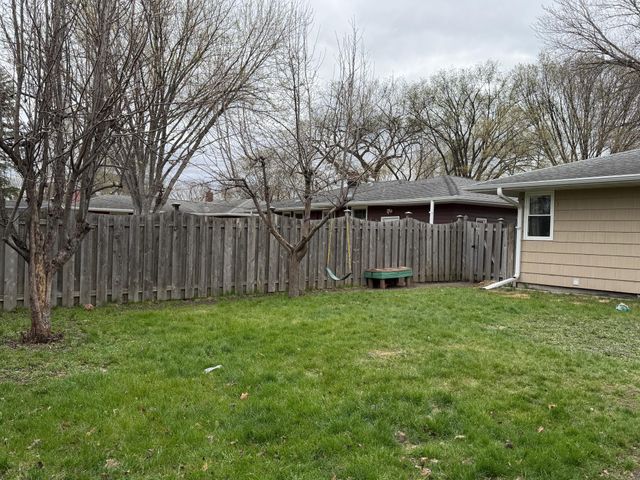 401 25th Avenue N, Fargo, ND 58102