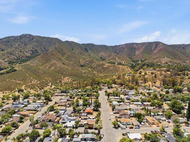 33220 Baldwin Blvd, Lake Elsinore, CA 92530