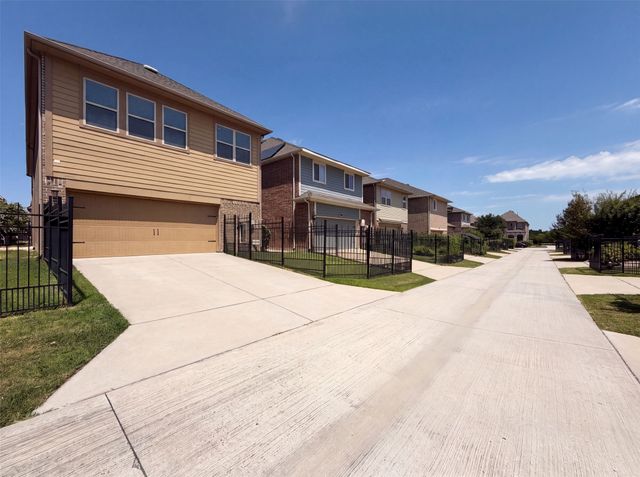6756 Palo Duro Drive, Irving, TX 75063