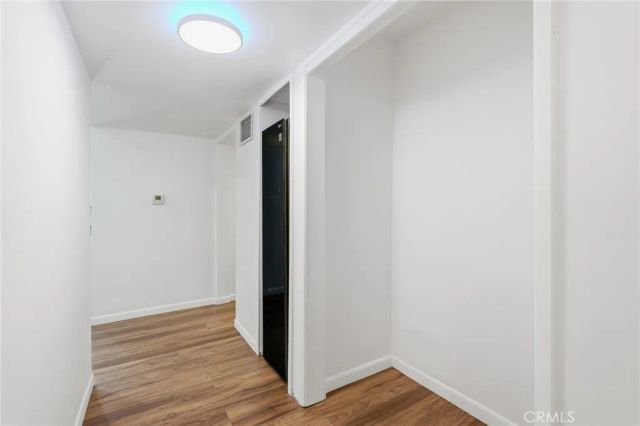 14414 Addison 17, Sherman Oaks, CA 91423