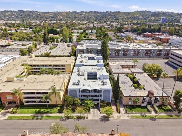 14414 Addison 17, Sherman Oaks, CA 91423