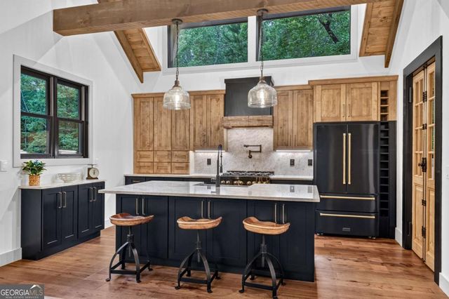 219 Staurolite Mountain Road, Blue Ridge, GA 30513