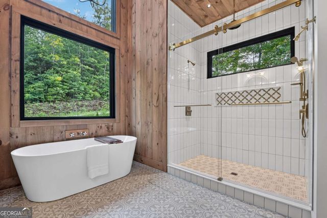 219 Staurolite Mountain Road, Blue Ridge, GA 30513