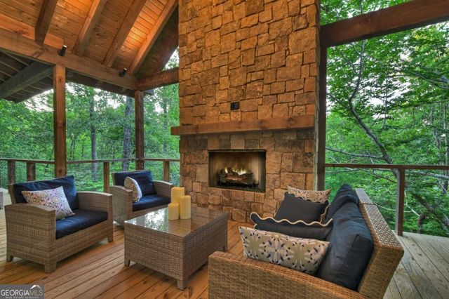 219 Staurolite Mountain Road, Blue Ridge, GA 30513