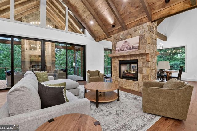 219 Staurolite Mountain Road, Blue Ridge, GA 30513