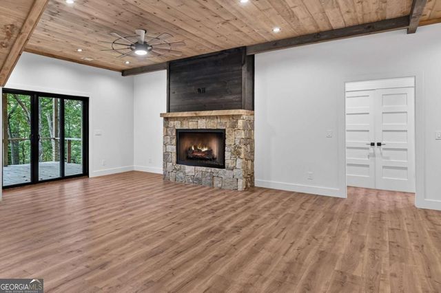219 Staurolite Mountain Road, Blue Ridge, GA 30513