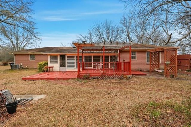 3908 Rosebud Road, Loganville, GA 30052