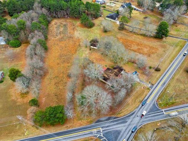 3908 Rosebud Road, Loganville, GA 30052