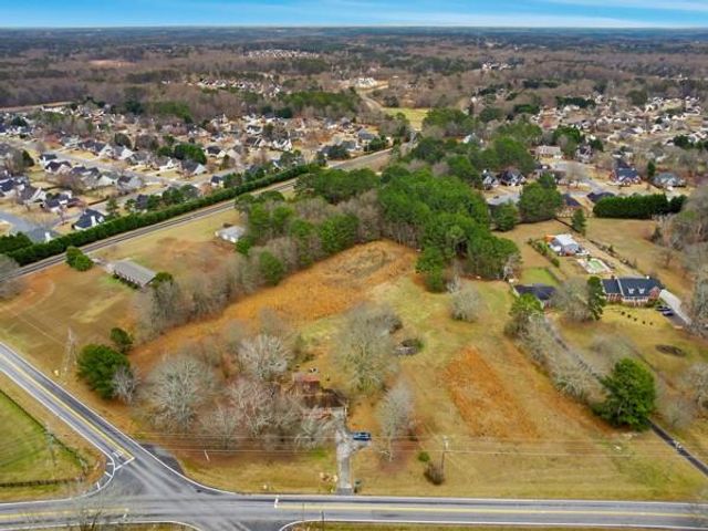 3908 Rosebud Road, Loganville, GA 30052